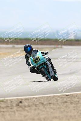 media/Jun-07-2025-TrackDaz (Sat) [[4413525952]]/C Group/240pm (Turn 9)/
